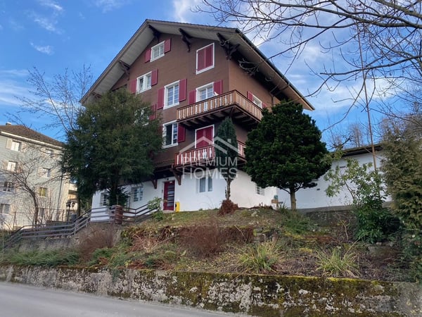 Mehrfamilienhaus mit Potenzial - Investition in die Zukunft! 2