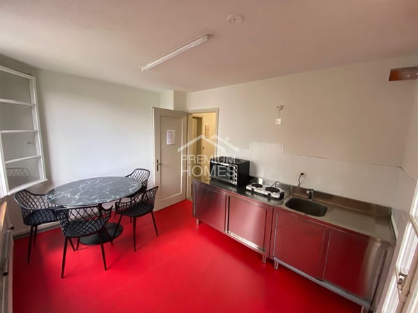 Mehrfamilienhaus mit Potenzial - Investition in die Zukunft! 3