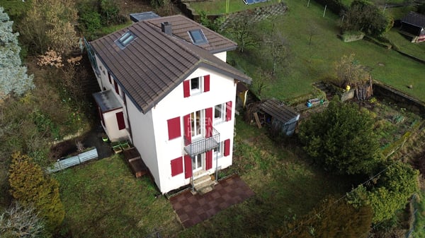 Maison à transformer dans un cadre privilégié 4
