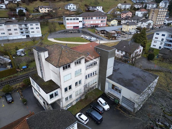 Donnez une nouvelle vie à ce bâtiment industriel 1