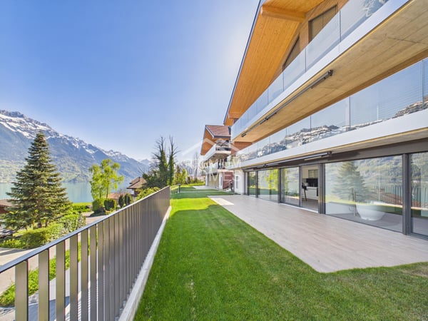 Sonnenterrasse & Seeblick - Ihr Leben am Brienzersee 1