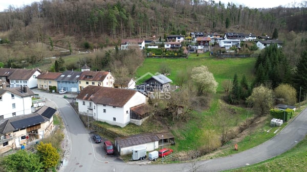 Grosses Bauland mit Entwicklungspotenzial 4