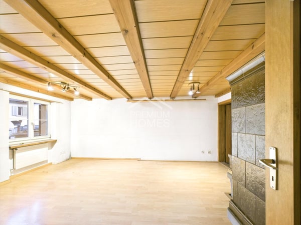 Doppeltes Potenzial: Ein Haus bezugsbereit, eines zur Neugestaltung 4