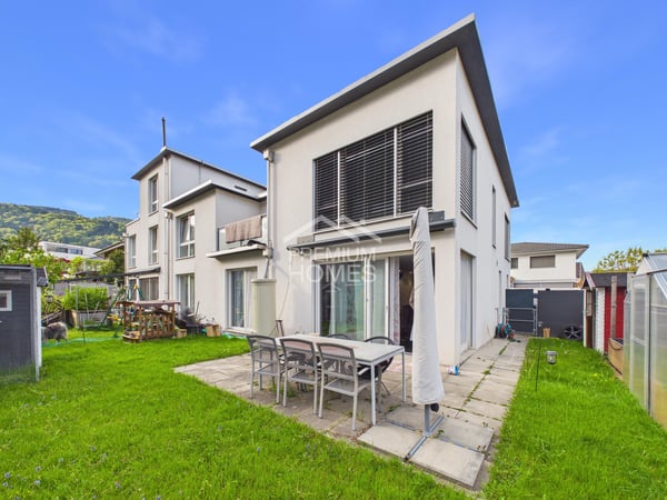 Modernes Zuhause mit Energieplus 2