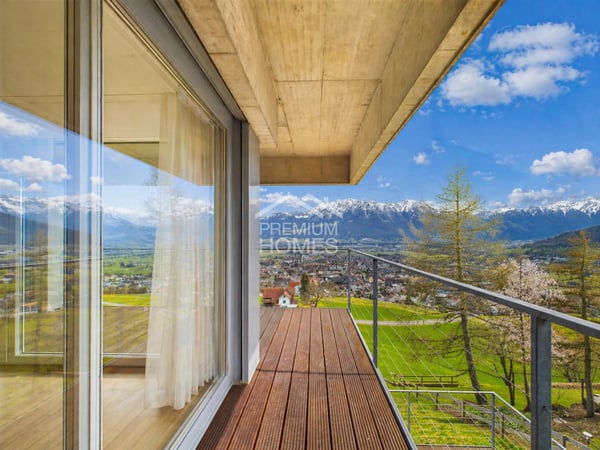 Unverbaubarer Weitblick über das Rheintal 9