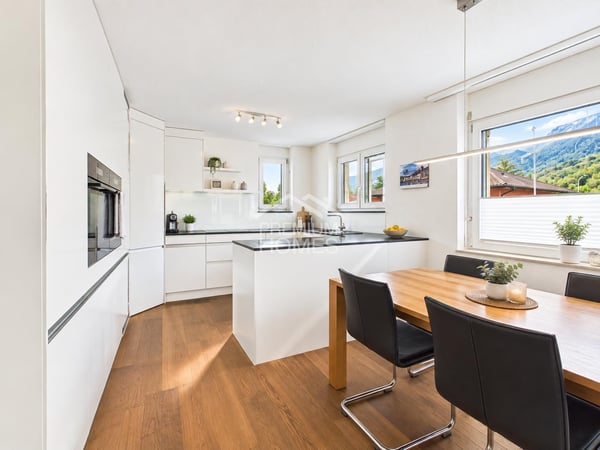 Raum für Familie, Arbeiten und Vermieten 4