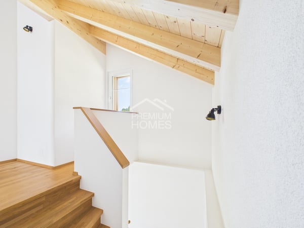 Ein Zuhause mit Niesenblick - grosszügige 5.5-Zimmer-Maisonette! 8