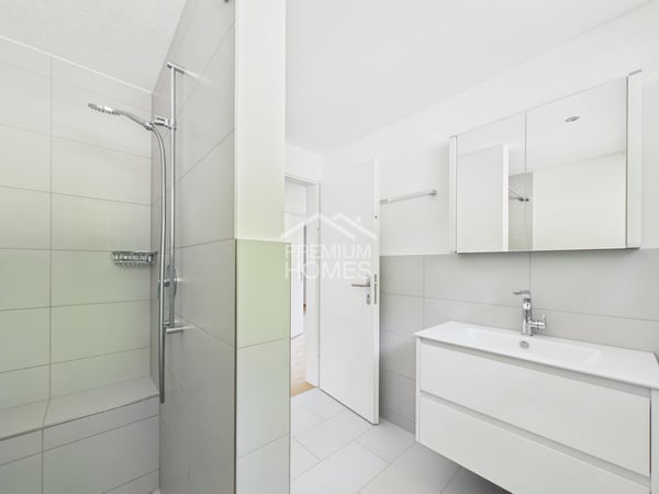 Ein Zuhause mit Niesenblick - grosszügige 5.5-Zimmer-Maisonette! 10