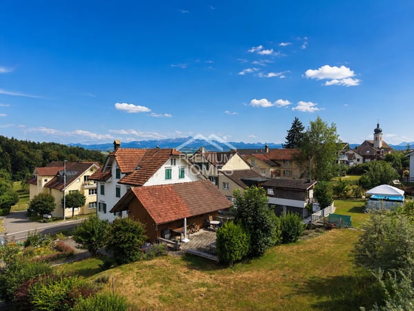 EXKLUSIVITÄT MIT PANORAMA UND STIL - DAS JUWEL! 2