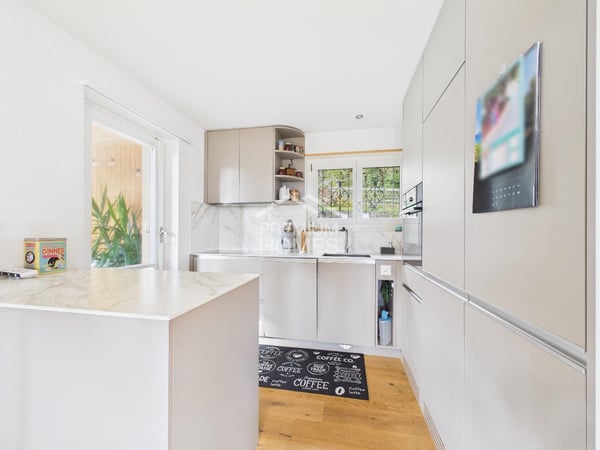 Einfamilienhaus an schöner Lage mit Weitsich! 5
