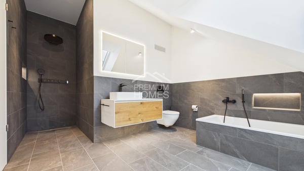 MODERNE ATTIKAWOHUNG MIT TRAUMHAFTER BERGKULISSE 10