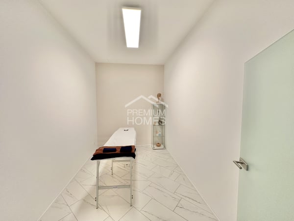 Moderner Salon an zentraler Lage 5