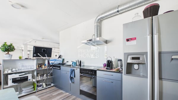 Viel Raum für Ihre Geschäftsidee - Büro, Showroom & Lager 10