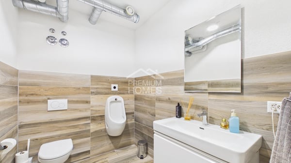 Viel Raum für Ihre Geschäftsidee - Büro, Showroom & Lager 9
