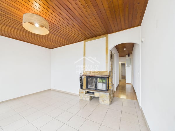 Maison à transformer dans un cadre privilégié 6