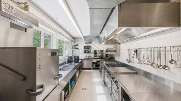 EIN RESTAURANT IN ABSOLUTER TRAUMLAGE - WIRTEN & WOHNEN! 8