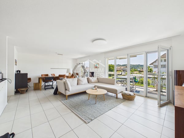 Elegantes Zuhause mit wunderschönem Aarepanorama 1