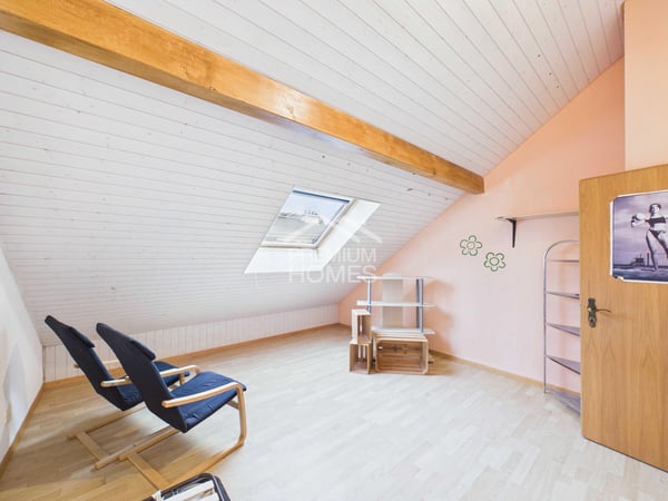 Ein Haus, zwei Wohnwelten - Platz für Familie und Zukunft 7