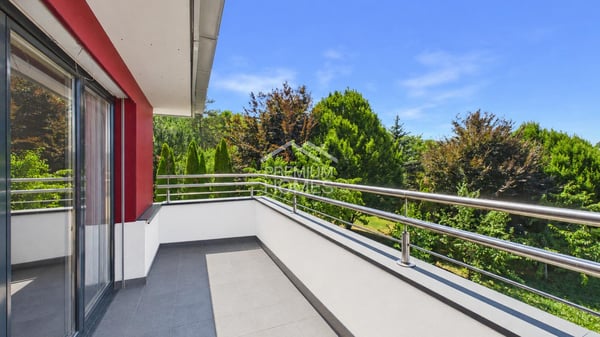À Courrendlin: Vue, caractère & revenu locatif 13