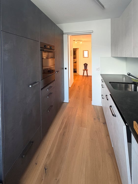 Charmante, komplett renovierte 2-Zimmer-Ferienwohnung in Flims 9