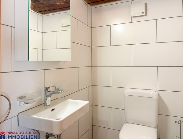 Ein Zuhause für Liebhaber des  Besonderen mit Lift und Balkon 12