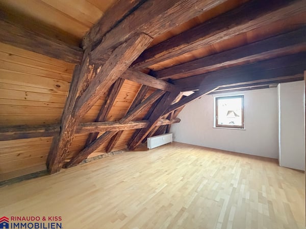 Ein Zuhause für Liebhaber des  Besonderen mit Lift und Balkon 6
