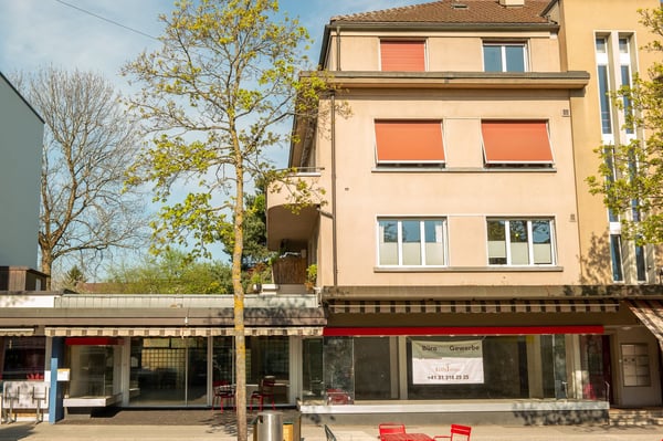 Attraktiver Laden / Praxis / Büroraum im Zentrum von Bümpliz zu vermieten! 1
