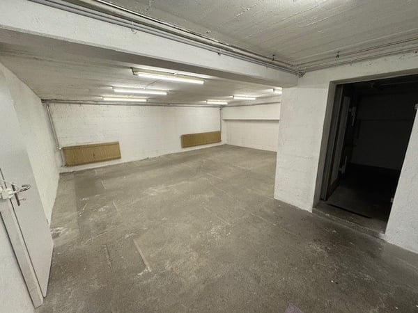 Attraktiver Laden / Praxis / Büroraum im Zentrum von Bümpliz zu vermieten! 5