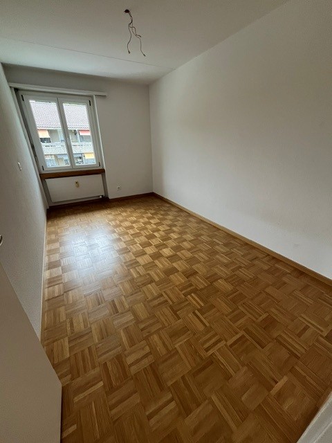 Ab sofort zu vermieten! Gepflegte 4.5-Zimmer-Wohnung 4