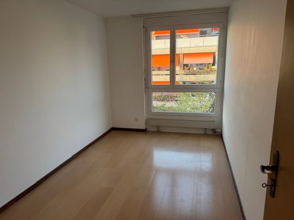 Charmante 3.5-Zimmer-Wohnung mit Balkon und schöner Aussicht in Thun 5