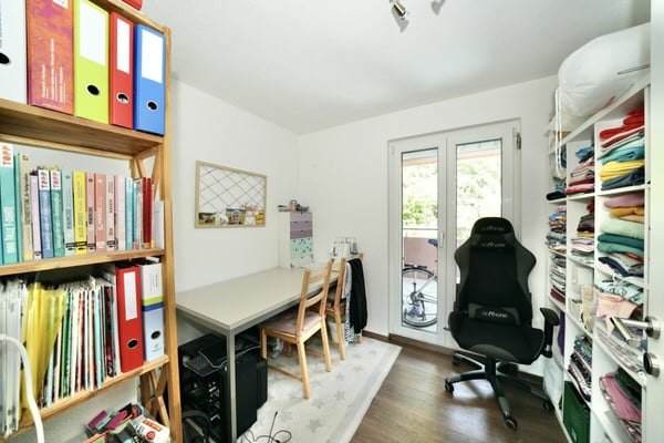 GROSSZÜGIGE 1.5-ZIMMER-WOHNUNG IN BEGEHRTER UND RUHIGER LAGE 11