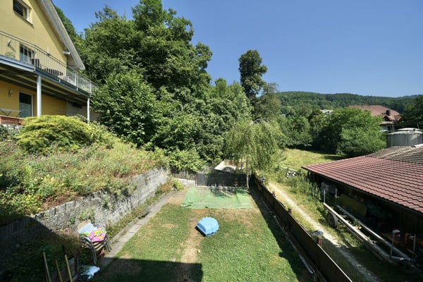 GROSSZÜGIGE 1.5-ZIMMER-WOHNUNG IN BEGEHRTER UND RUHIGER LAGE 6