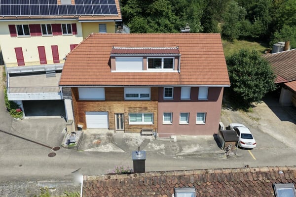 GROSSZÜGIGE 1.5-ZIMMER-WOHNUNG IN BEGEHRTER UND RUHIGER LAGE 1