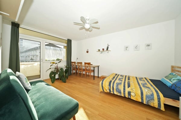 Modernisierte und gepflegte Wohnung an zentraler Lage 4