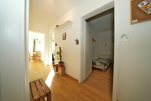 Modernisierte und gepflegte Wohnung an zentraler Lage 6