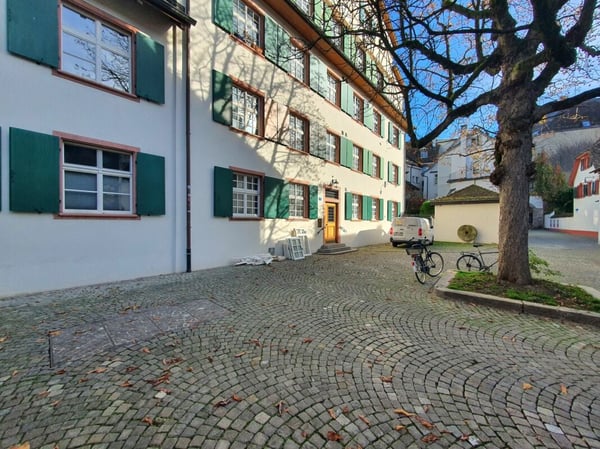 Maisonette-Wohnung mit Charme an beliebter Lage am Rheinufer 11