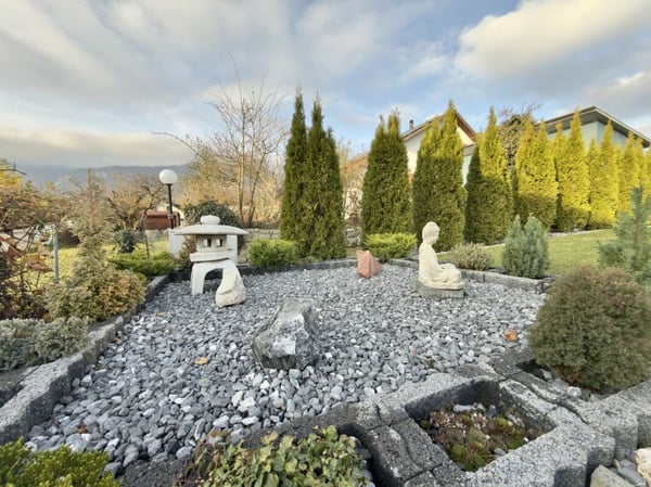 IHR TRAUMHAUS IN RUHIGER LAGE MIT POOL UND ALPENBLICK 2