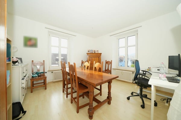 Attraktives Mehrfamilienhaus mit grossem Grundstück und wertvollem Entwicklungspotential 4