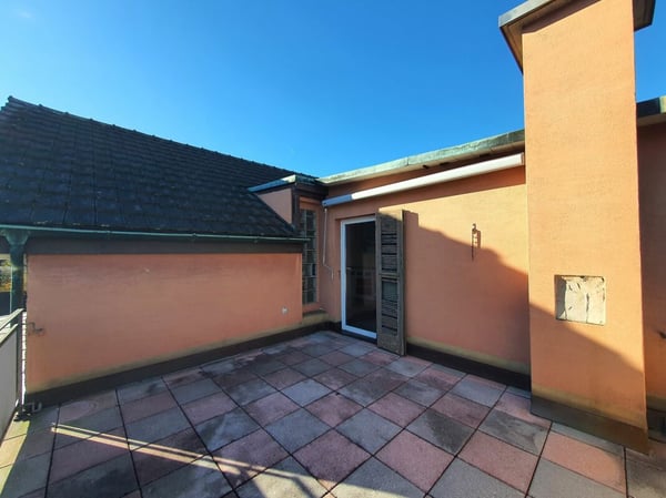 Attraktives Mehrfamilienhaus mit grossem Grundstück und wertvollem Entwicklungspotential 11