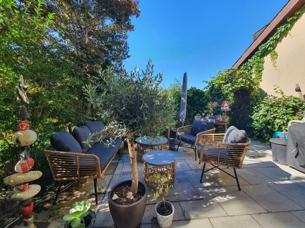 Raumwunder mit Weitsicht an begehrter Hanglage 2