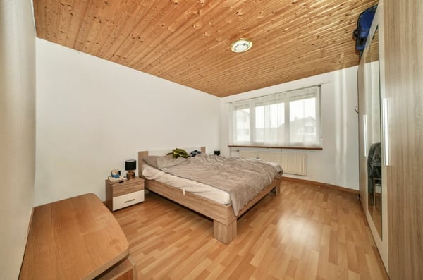 GROSSZÜGIGE WOHNUNG IN RUHIGER LAGE MIT WINTERGARTEN 4