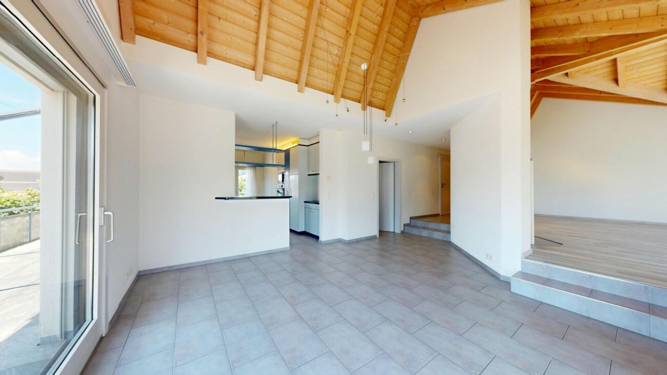 Einzigartige Maisonette-Dachwohnung mit sonniger Terrasse