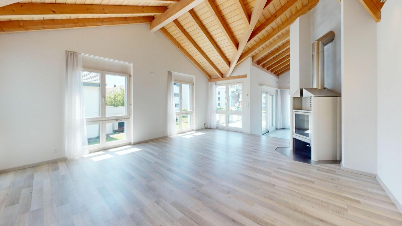 Einzigartige Maisonette-Dachwohnung mit sonniger Terrasse