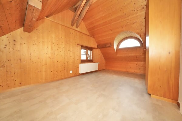 Charmante Dachwohnung an zentraler Lage 7