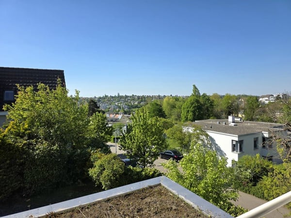 Wohnoase mit Weitsicht an bevorzugter Lage 12