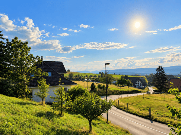 UNVERBAUBARER WEITBLICK ÜBER DEN JURA 1