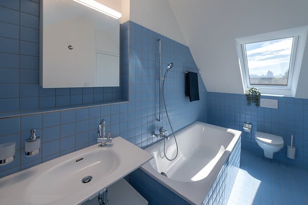 Ruhige und moderne 1.5-Zimmer-Maisonette-Wohnung im Zentrum von Binningen mit 150qm - W6 14