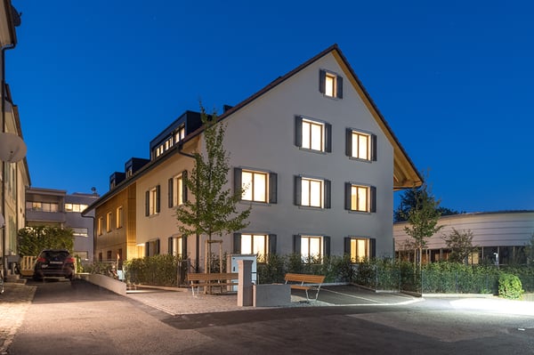 Ruhige und moderne 1.5-Zimmer-Maisonette-Wohnung im Zentrum von Binningen mit 150qm - W6 3