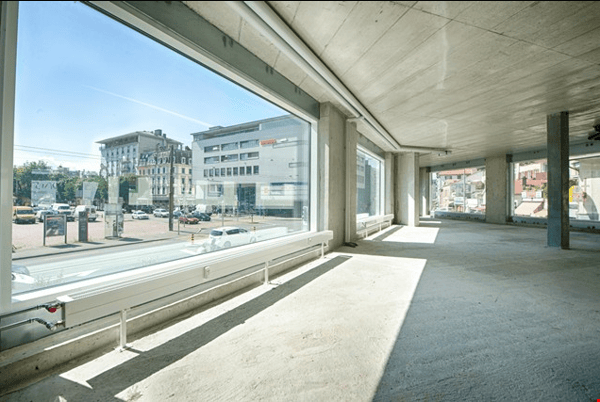Büro-/Praxisräume vis-à-vis Neumarktplatz zu vermieten 11