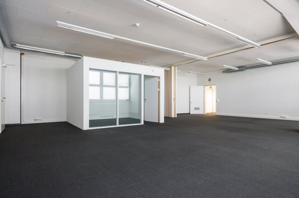 Grosszügige Büro-/Gewerbeflächen an der Ostermundigenstrasse in Bern 5